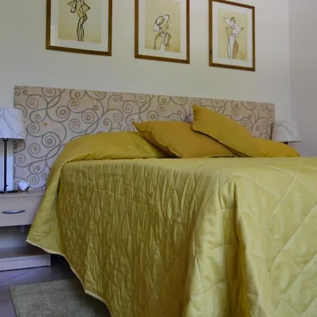 Le Tre Sorelle A Testaccio Bed and Breakfast *