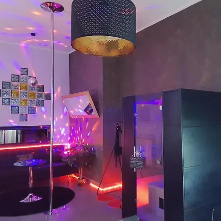 Lovers Excape - Adults Only Apartment Rome