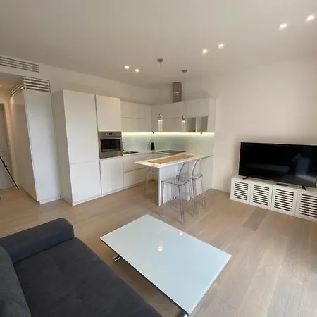 Luxury White House Apartment Rome