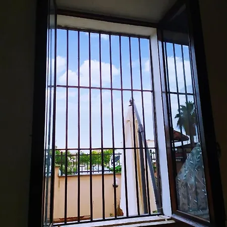 Valletta Fiorita Homestay