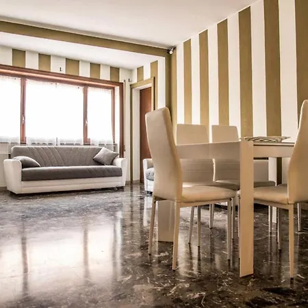 Apartment Near Museum *