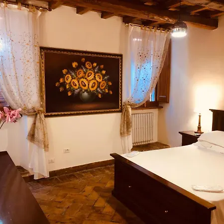 Aparthotel Castle Of Glamour Xvi Century Luxury