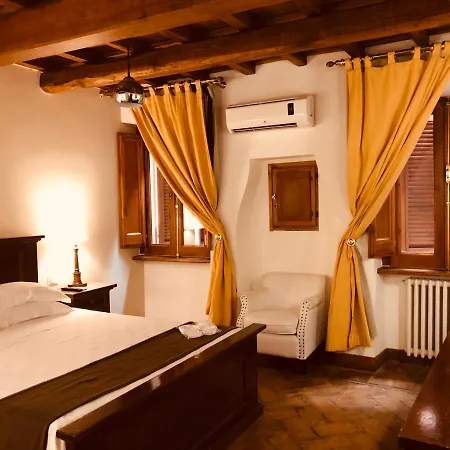 Castle Of Glamour Xvi Century Luxury Aparthotel 4*