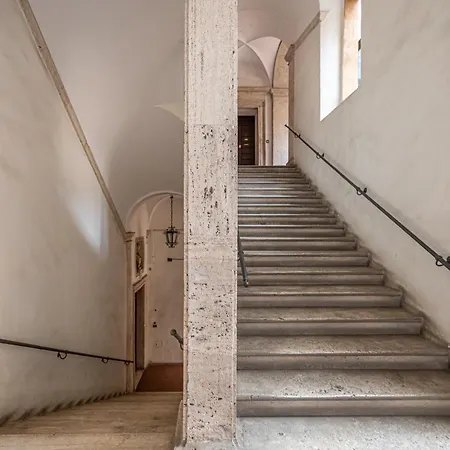 Roman Holiday For 6 By Piazza Navona Apartment Rome