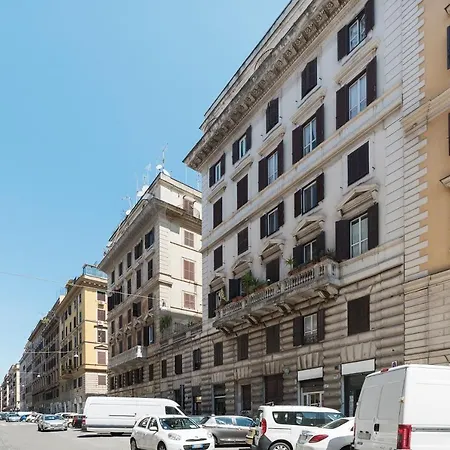 Piazza Vittorio * Róma