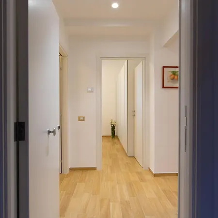 Apartment Oggi Rome