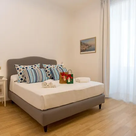 Oggi Apartment
