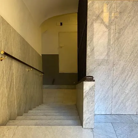 Aurus Apartment *