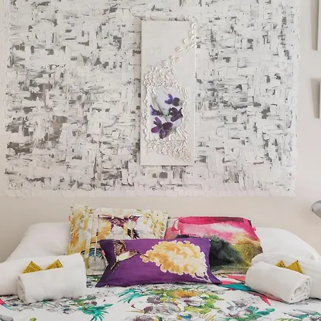 The Splendor Pantheon Area Apartment