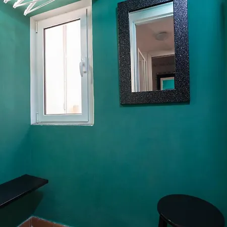 The Splendor Pantheon Area Apartment *