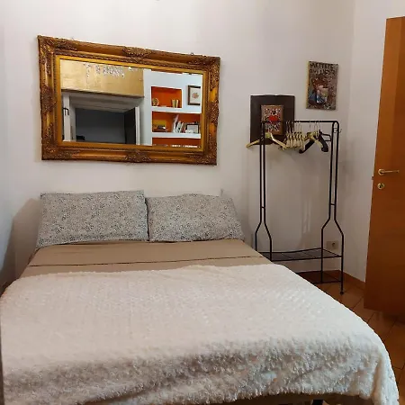 Holiday home Coronari Golden Loft Rome