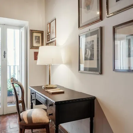 Domus Quiritum Charming, D'epoca A Campo De' Fiori Roma
