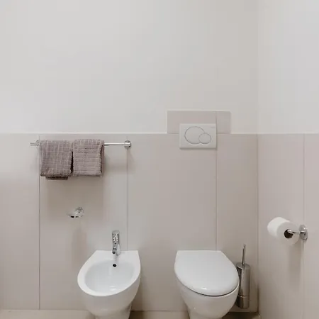 Elegante E Classico Attico Con Terrazzo Privato Vicino Al Vaticano * Rome
