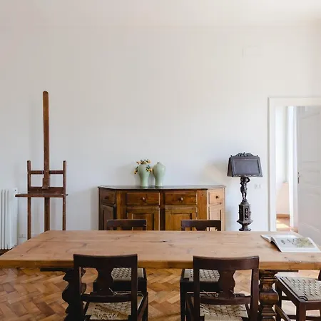 Elegante E Classico Attico Con Terrazzo Privato Vicino Al Vaticano Apartment Rome