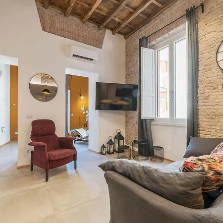 Luxurious Heart Of Trastevere Apartment Rome