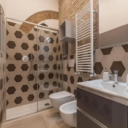 Luxurious Heart Of Trastevere Apartment