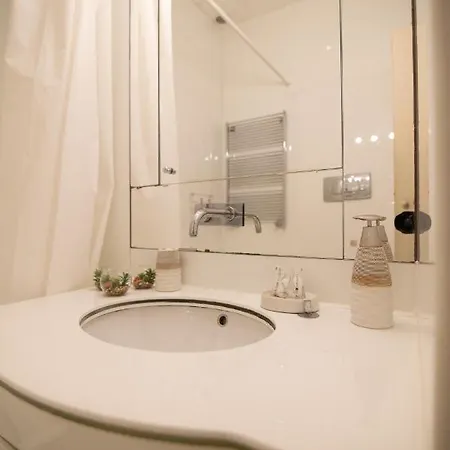 Luxury Piazza Navona Escape 11 Apartment