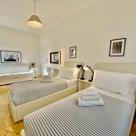 Elegant Vatican Metro & Golf Apartment Rome
