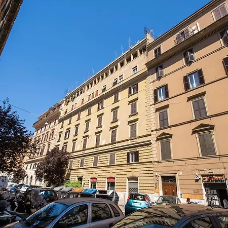 3 Bedrooms Vatican Center Roma