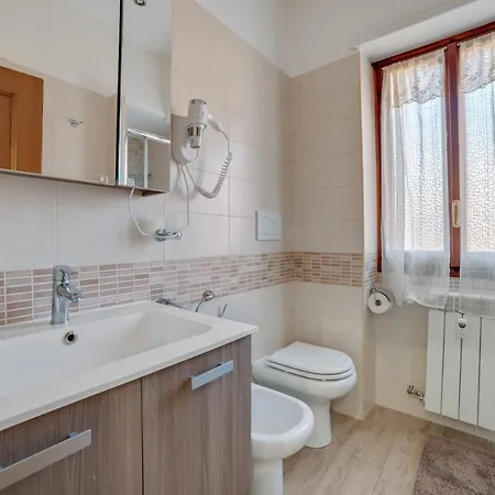 Apartment Walking Distance From San Pietro