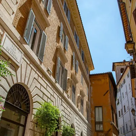 The Right Place 4u Navona Luxury
