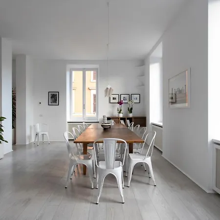 Luxury Fanti 5 Apartment
