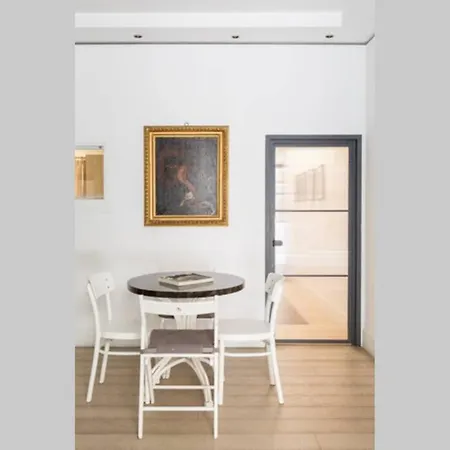 Apartment Cartari9 *