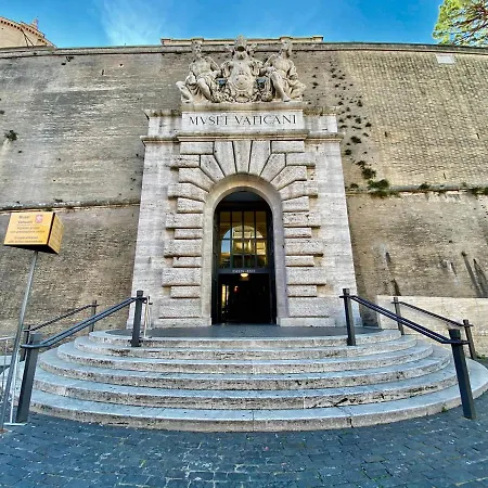 Elegant Vatican Metro & Golf Apartment *