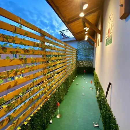 Elegant Vatican Metro & Golf Apartment Rome