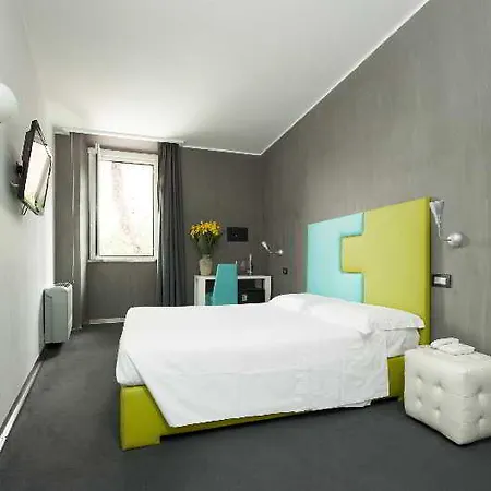 Richmond Hotel 4*