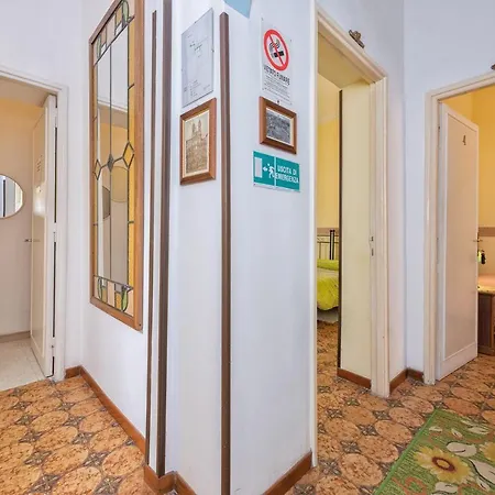 Bed & Breakfast A Vinicius Et Mita Rome