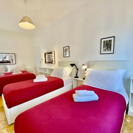 Elegant Vatican Metro & Golf Apartment Rome