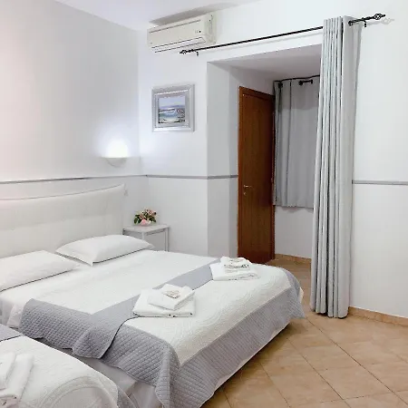 Guest house Golden Ratio 3*