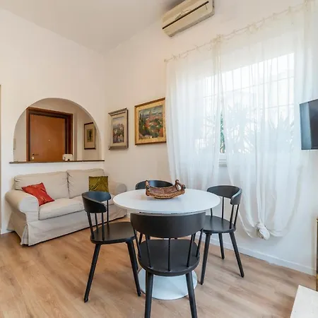 A Borgo Pio Con Ampio Terrazzo! Appartement