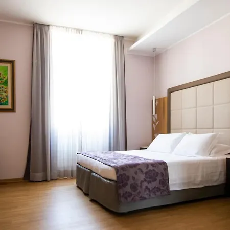 Hotel Vibe Nazionale Rome