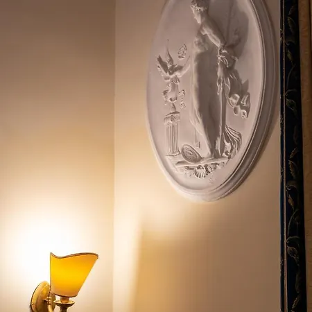 Guest house Caroline 2*