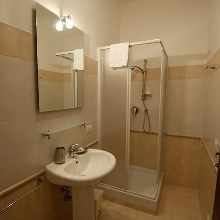 Services Porta Castello 2* Roma