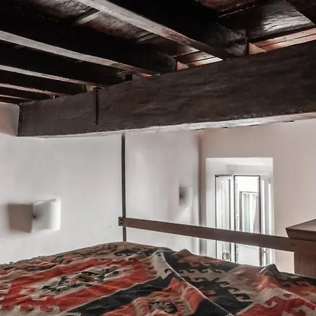 Vicolo Savelli Apartment