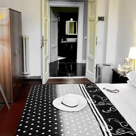 Nik 2* Rome