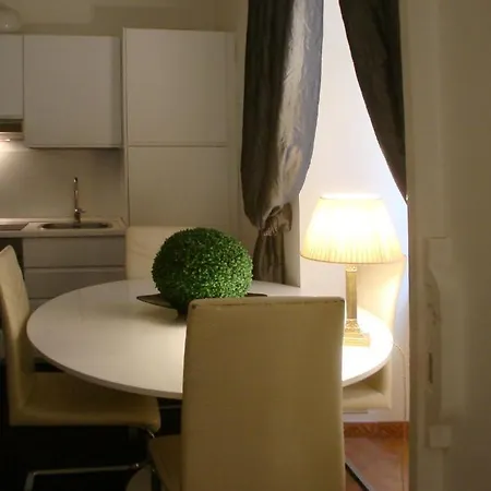 Interno 2