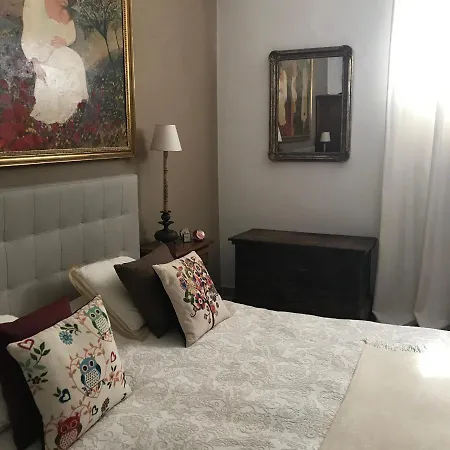 Bed & Breakfast Casa Minha Al Colosseo