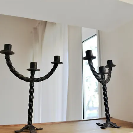 Modern, Spacious And Bright In Appartement *