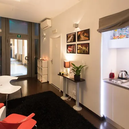 Chroma Italy - Chroma Pente Guest house Rome