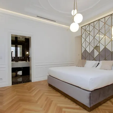 Domna Luxury 2* Roma