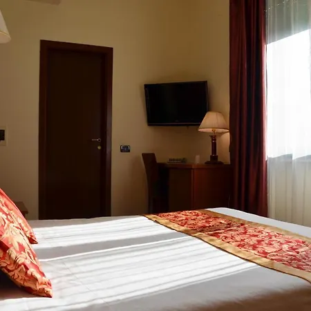 Geo Hotel 3*