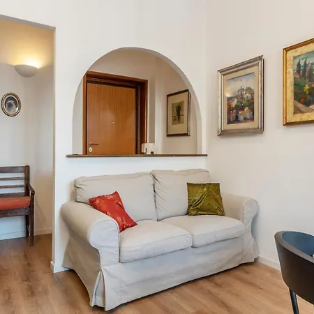 Appartement A Borgo Pio Con Ampio Terrazzo! Rome