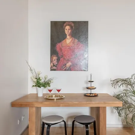 Iflat Navona White And Stylish Apartment *