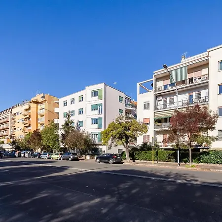 Apartment Bmga L Incredible 3bdr With Balcony In Center