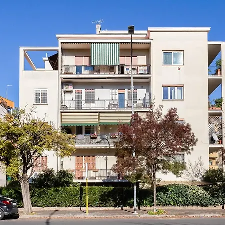 Bmga L Incredible 3bdr With Balcony In Center Apartment Rome