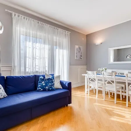 Apartment Bmga L Incredible 3bdr With Balcony In Center Rome